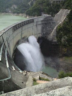 �����_��