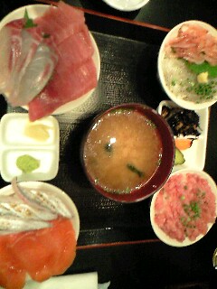 �}�O����