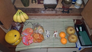 ���~����